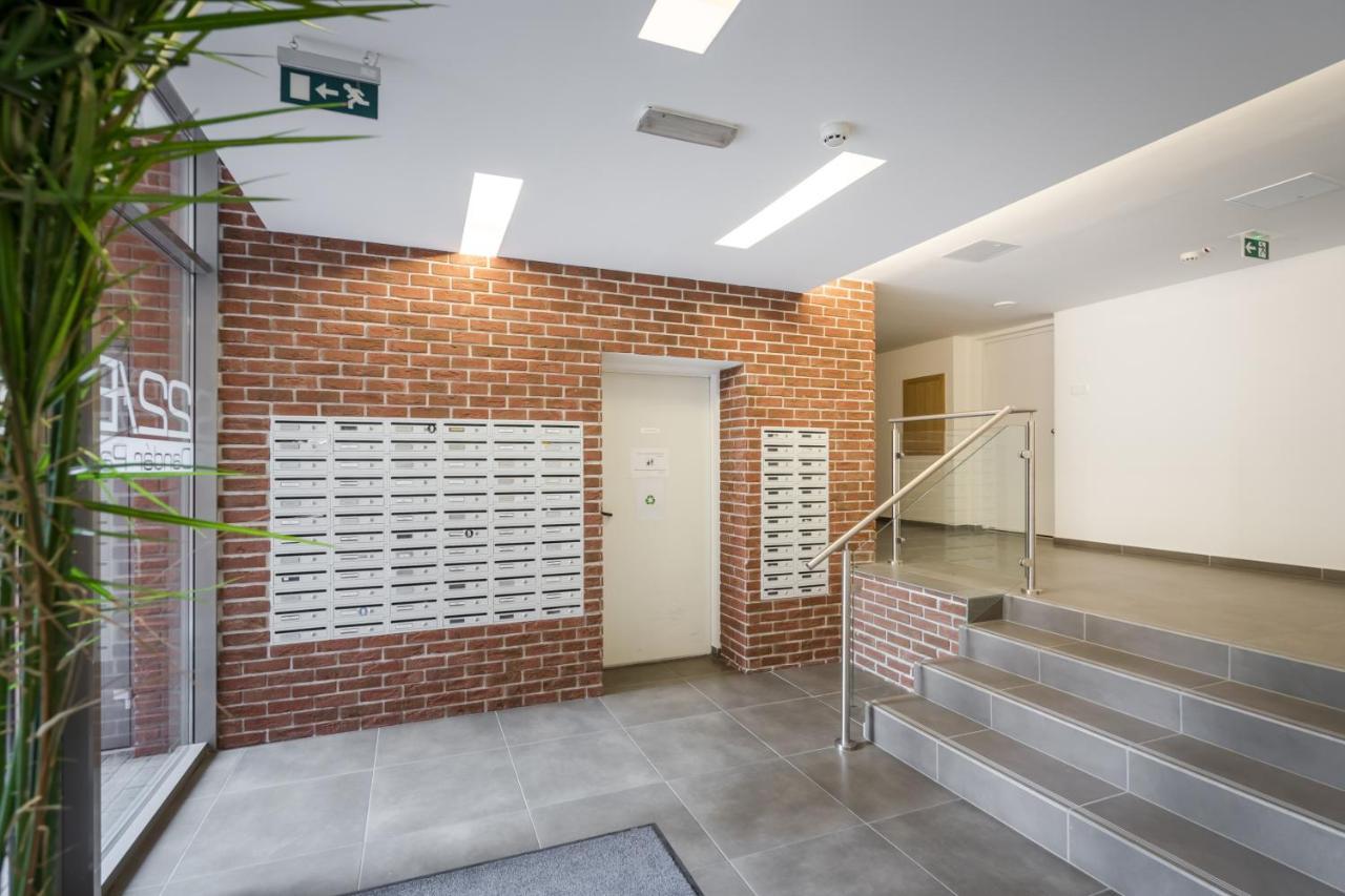White Cascade Realty Apartment Budapest Ngoại thất bức ảnh